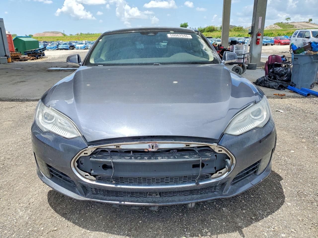 2016 TESLA MODEL S