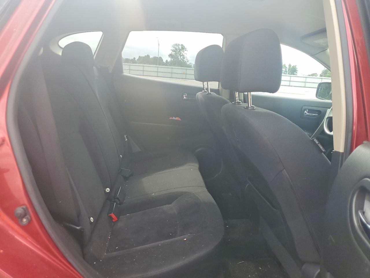 2010 NISSAN ROGUE