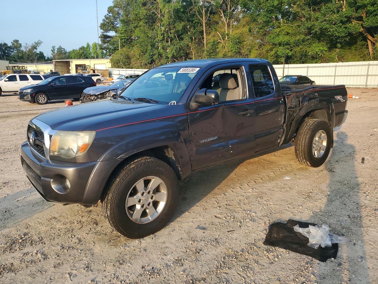 2011 TOYOTA TACOMA