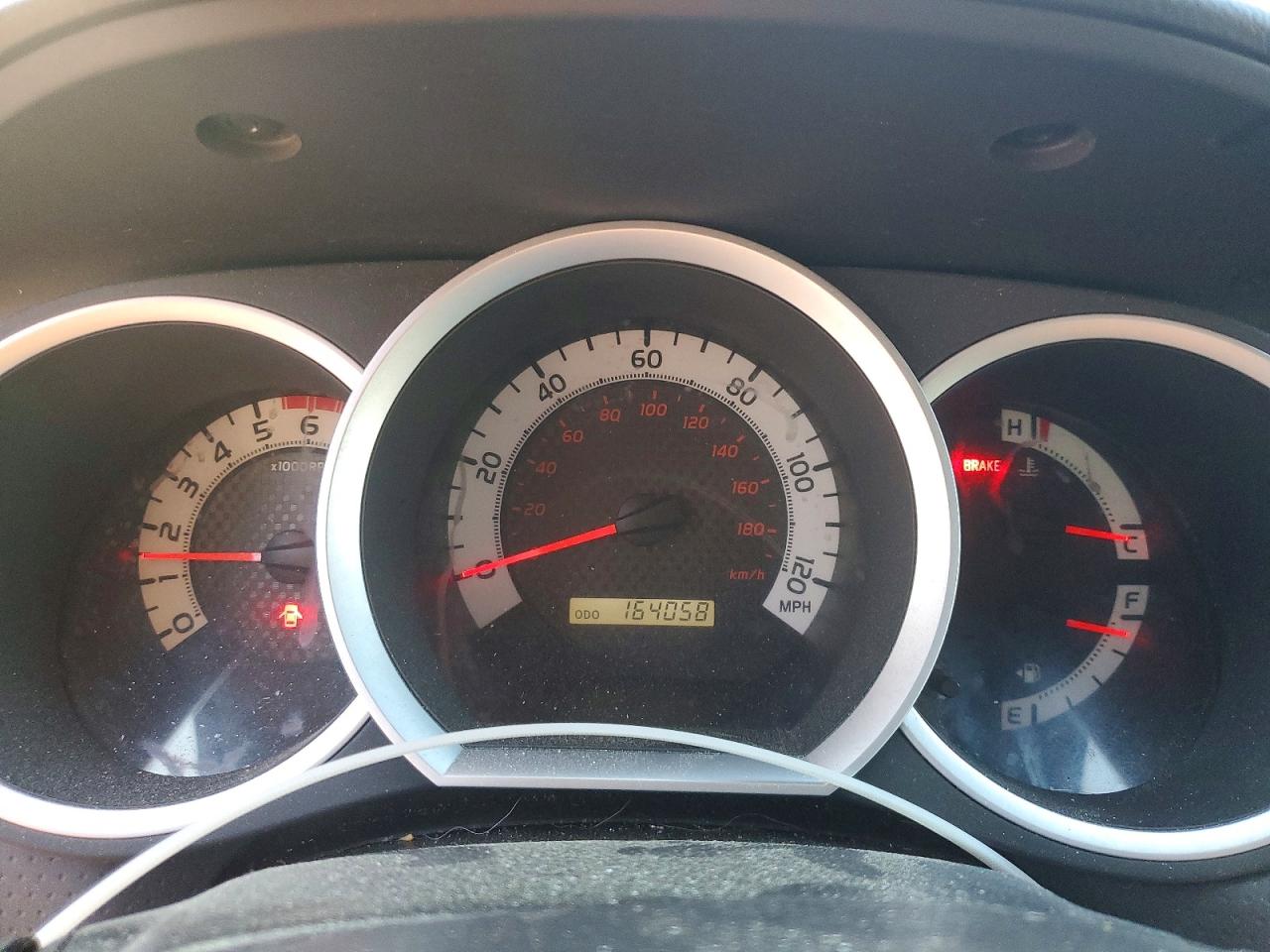 2011 TOYOTA TACOMA