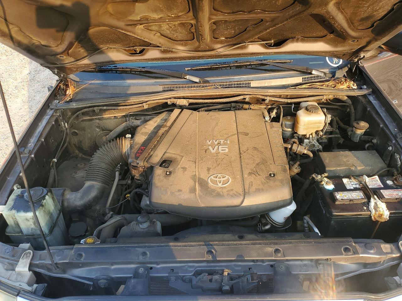 2011 TOYOTA TACOMA
