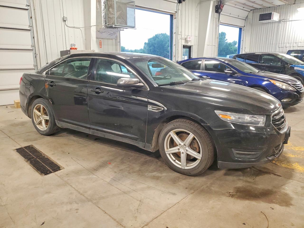 2014 FORD TAURUS
