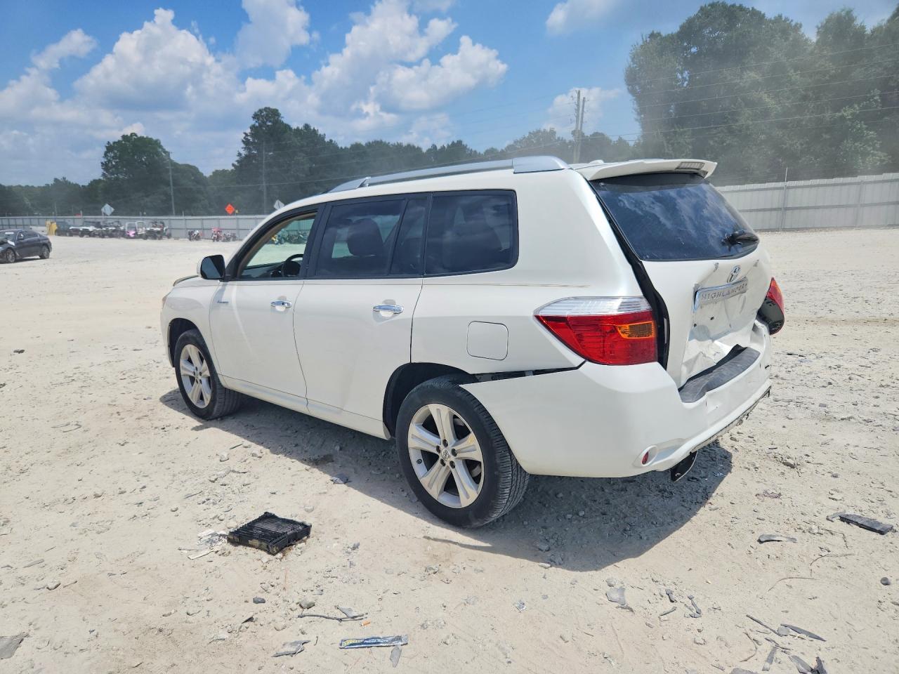 2010 TOYOTA HIGHLANDER