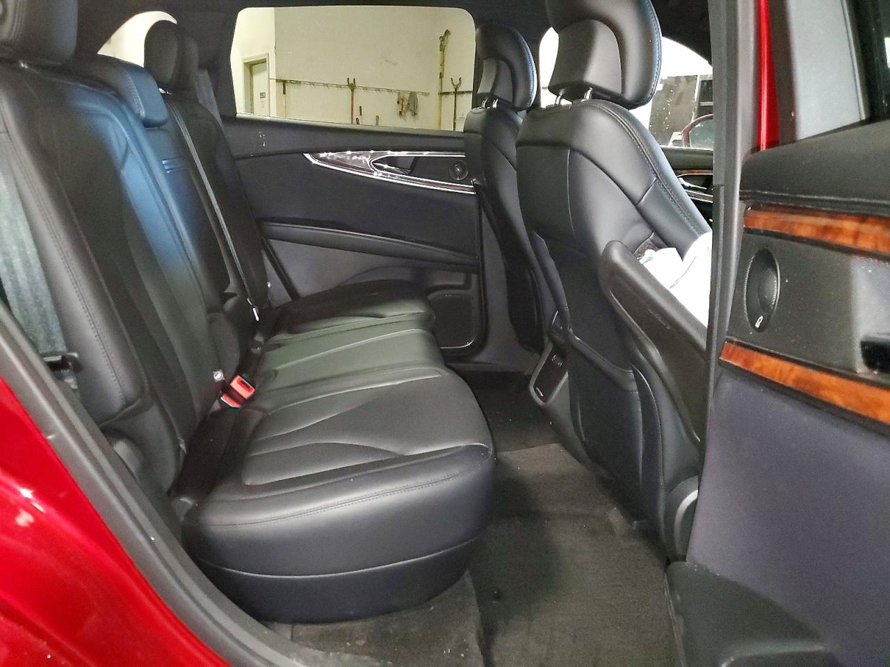 2017 LINCOLN MKX
