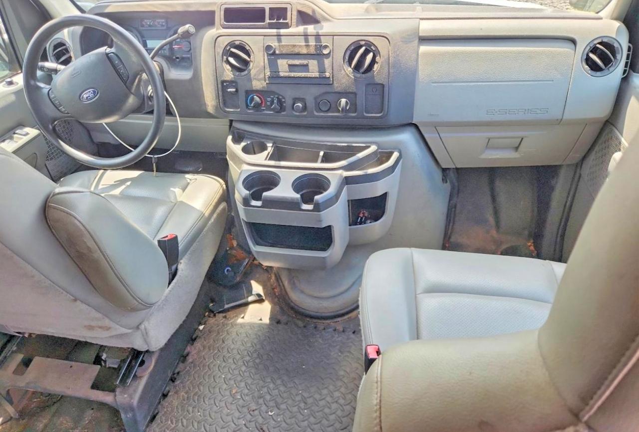 2009 FORD ECONOLINE