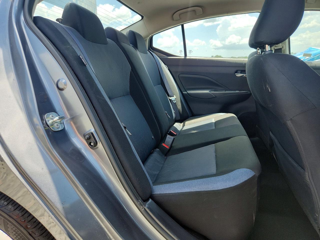 2025 NISSAN VERSA