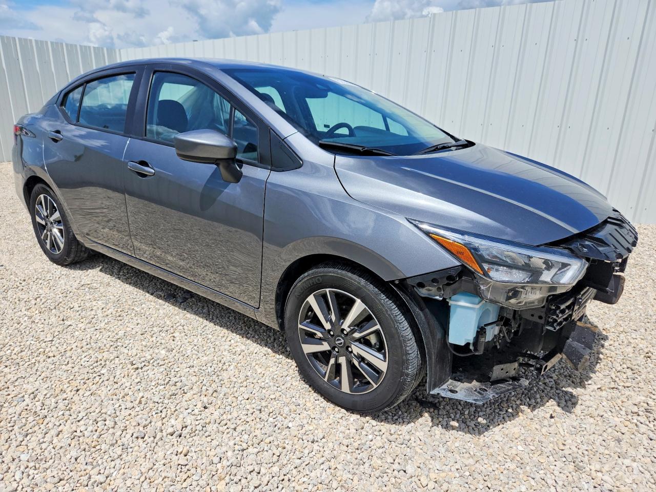 2025 NISSAN VERSA