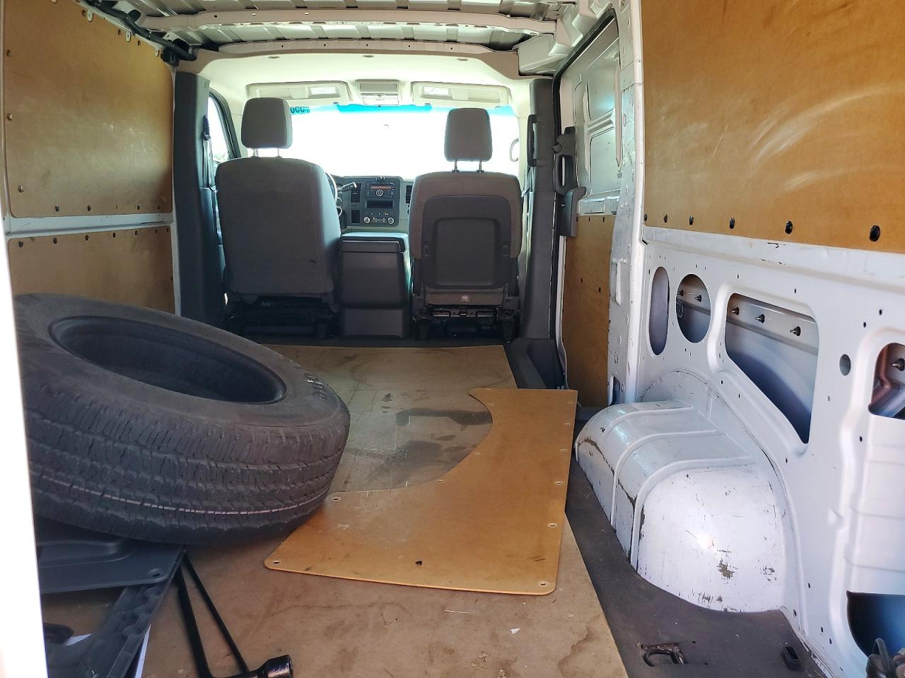 2016 NISSAN NV