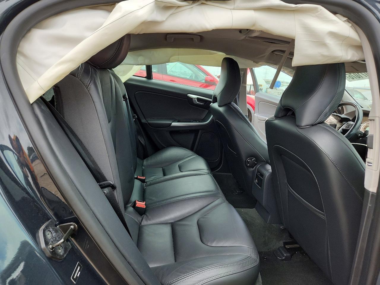 2013 VOLVO S60