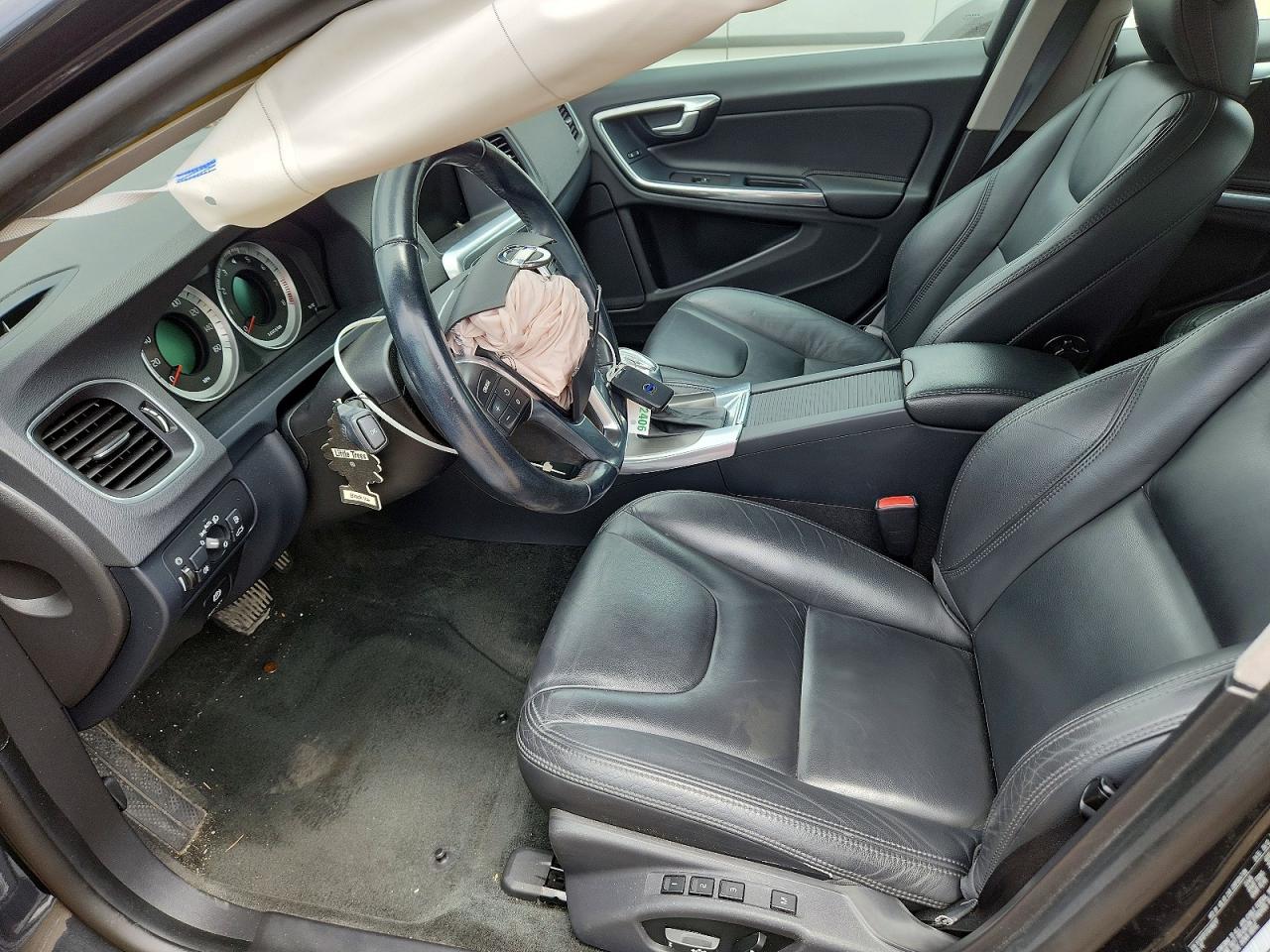 2013 VOLVO S60