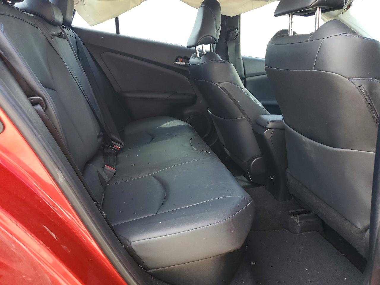2017 TOYOTA PRIUS
