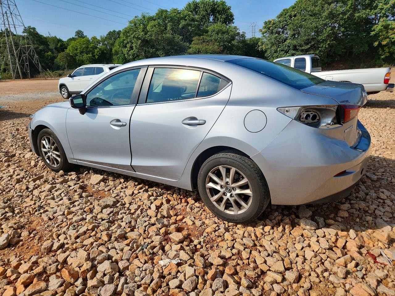 2018 MAZDA 3