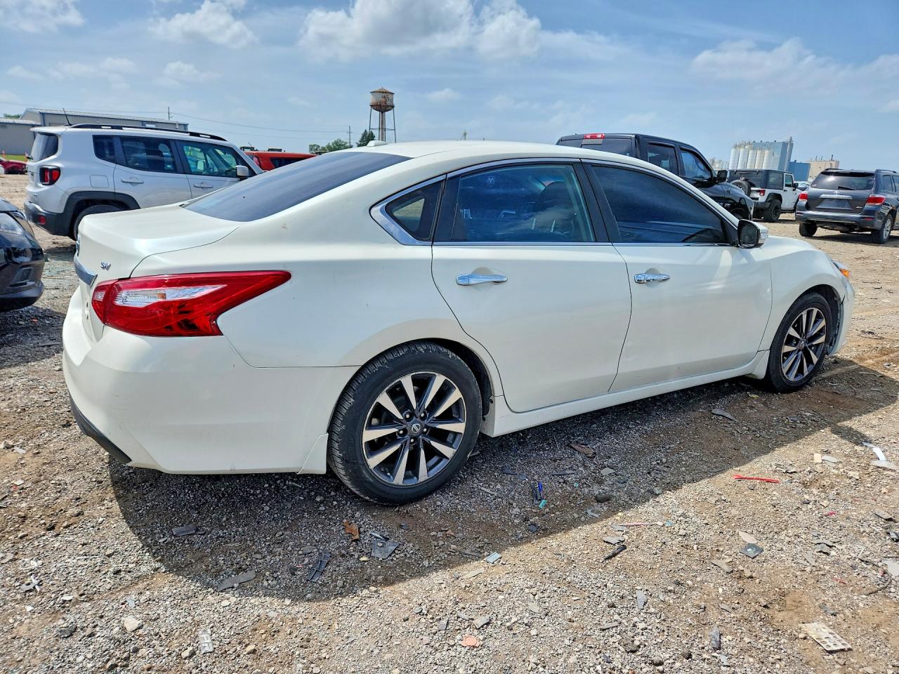 2017 NISSAN ALTIMA
