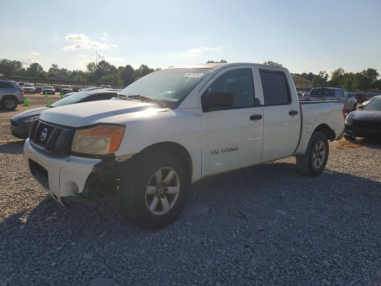 2011 NISSAN TITAN