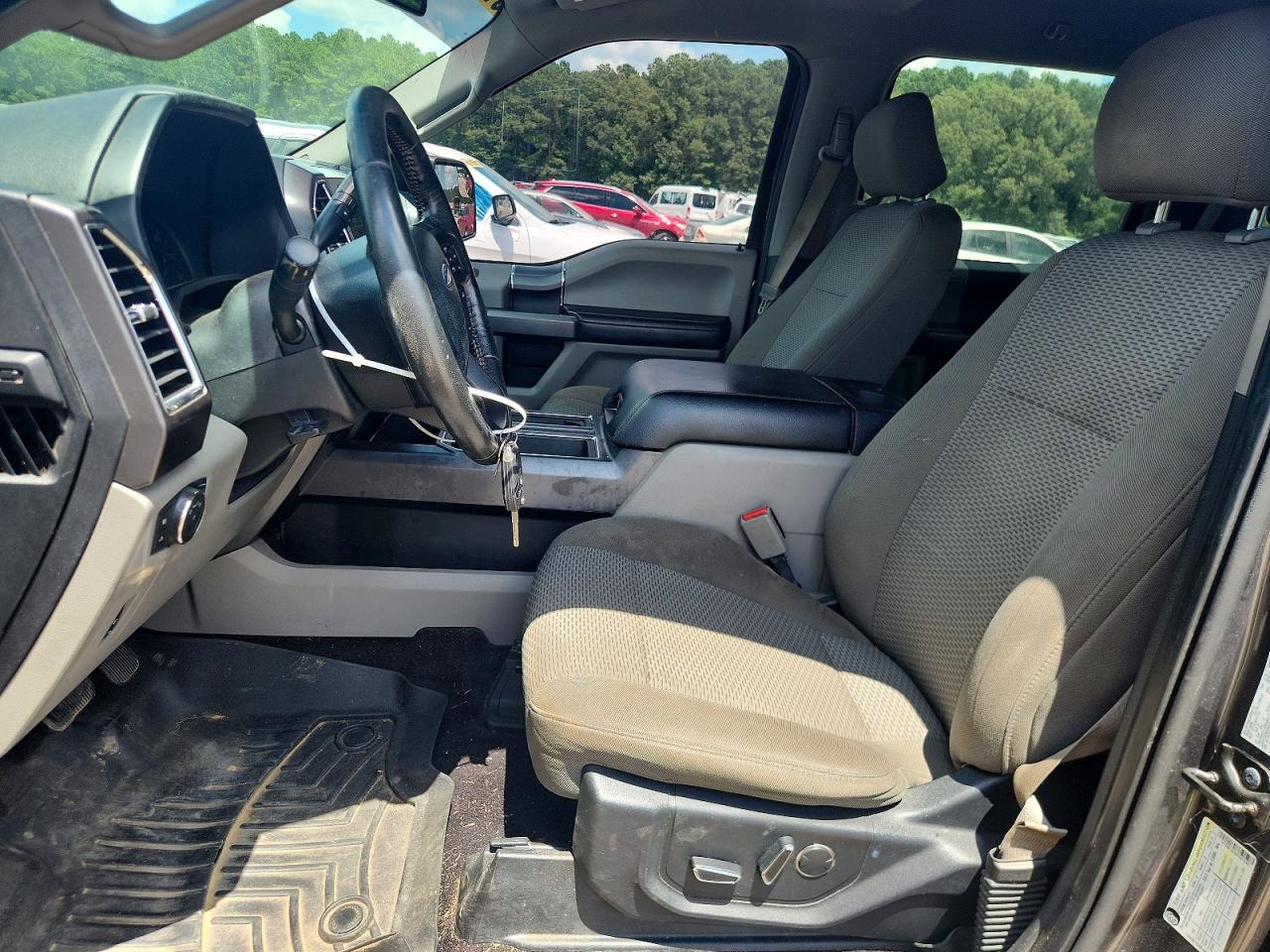 2017 FORD F150