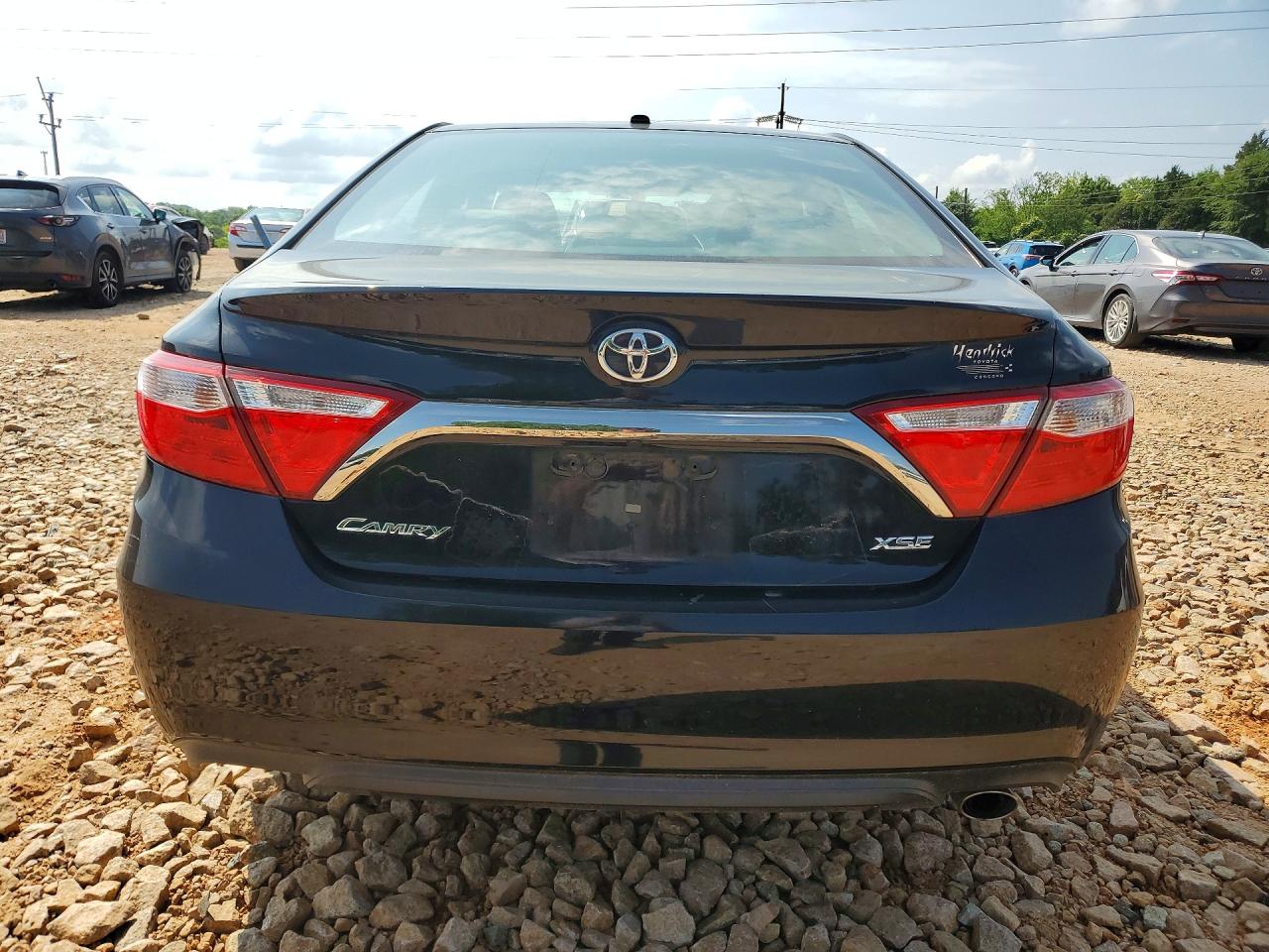 2017 TOYOTA CAMRY