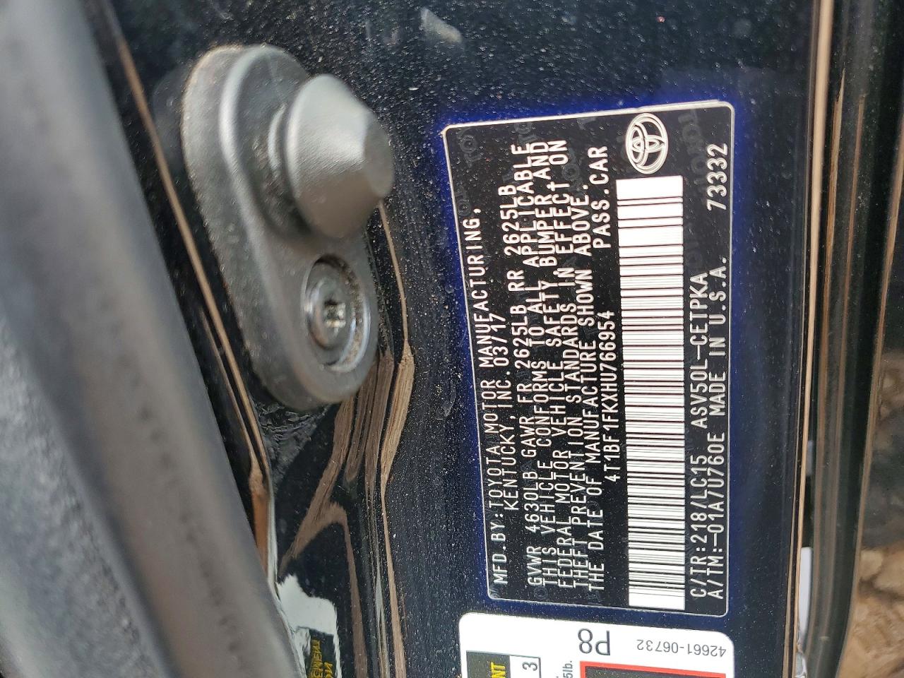 2017 TOYOTA CAMRY