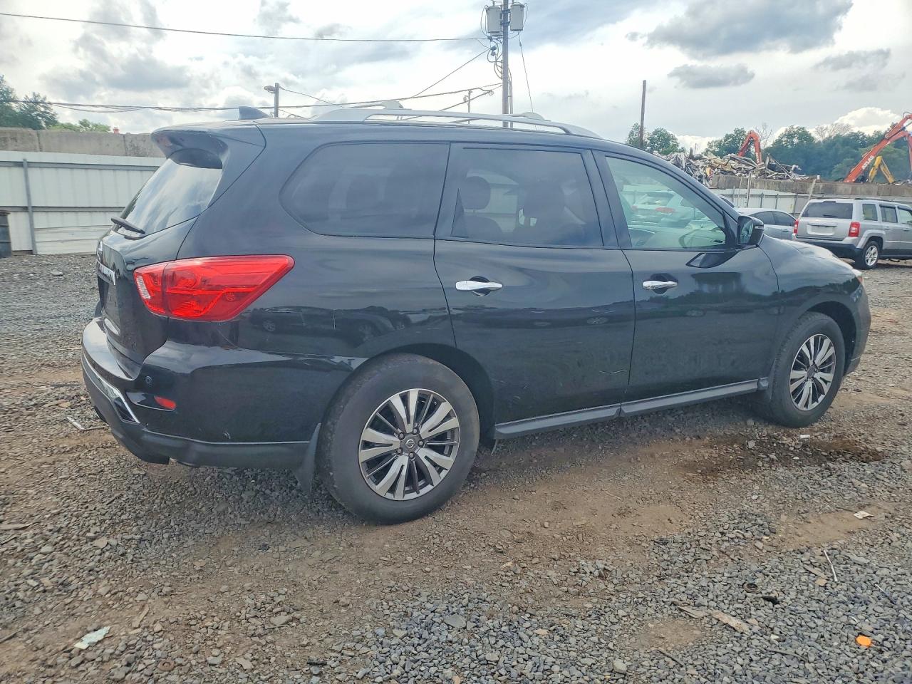 2019 NISSAN PATHFINDER