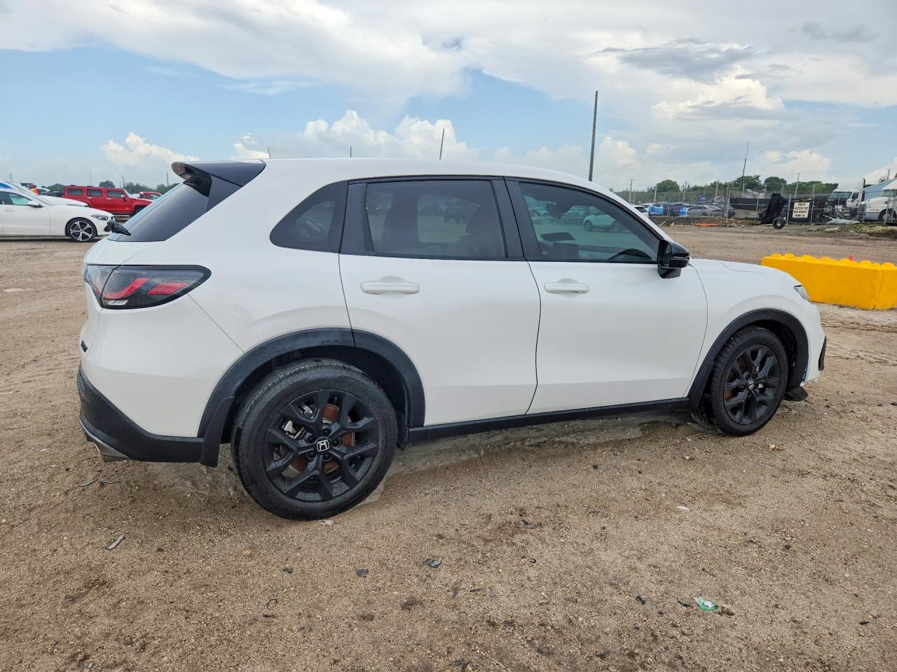 2025 HONDA HR-V