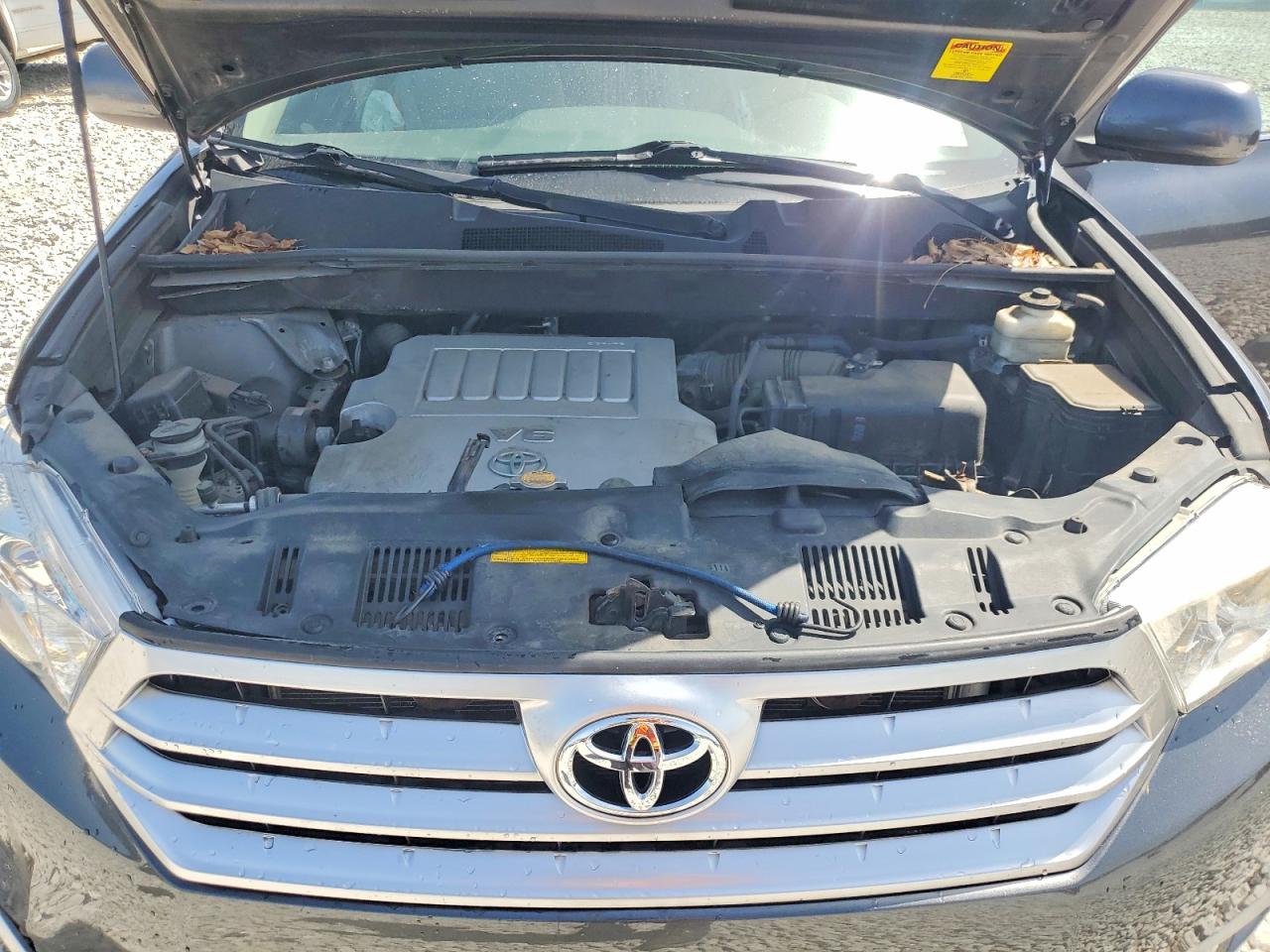 2013 TOYOTA HIGHLANDER