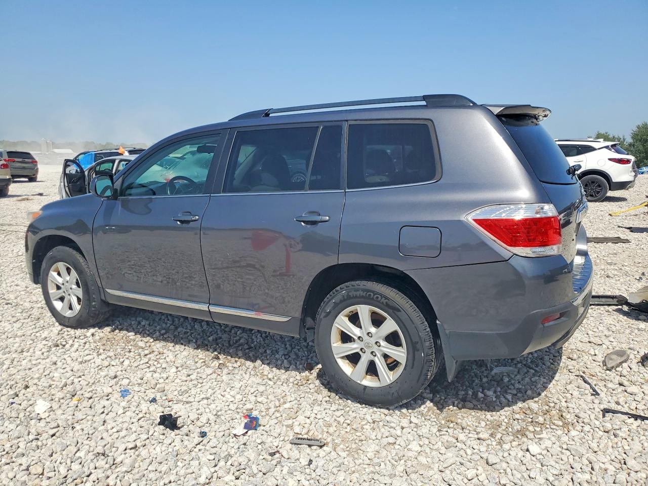2013 TOYOTA HIGHLANDER