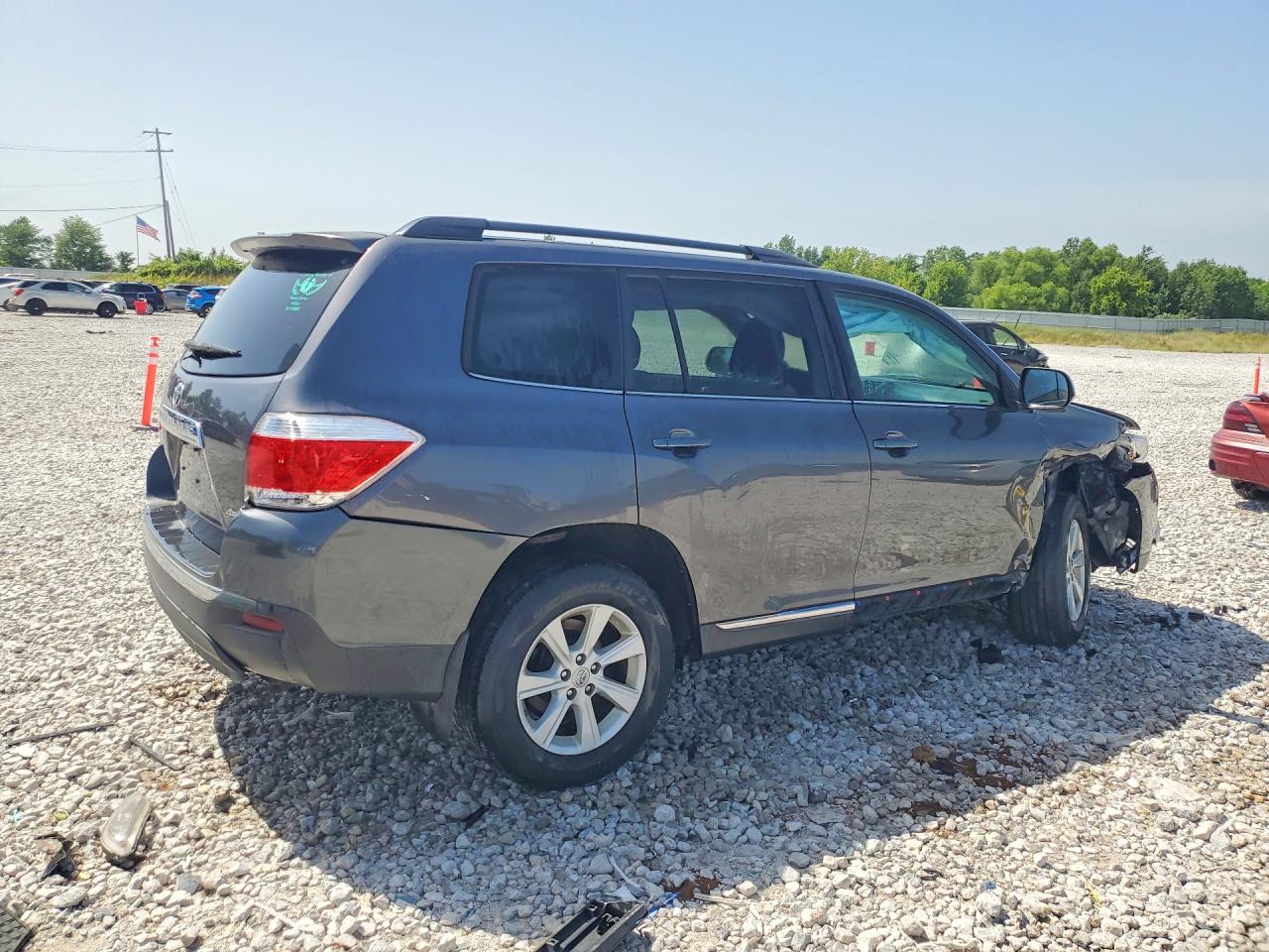 2013 TOYOTA HIGHLANDER