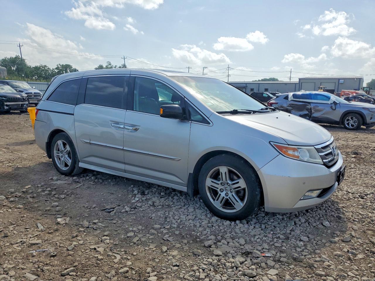 2013 HONDA ODYSSEY