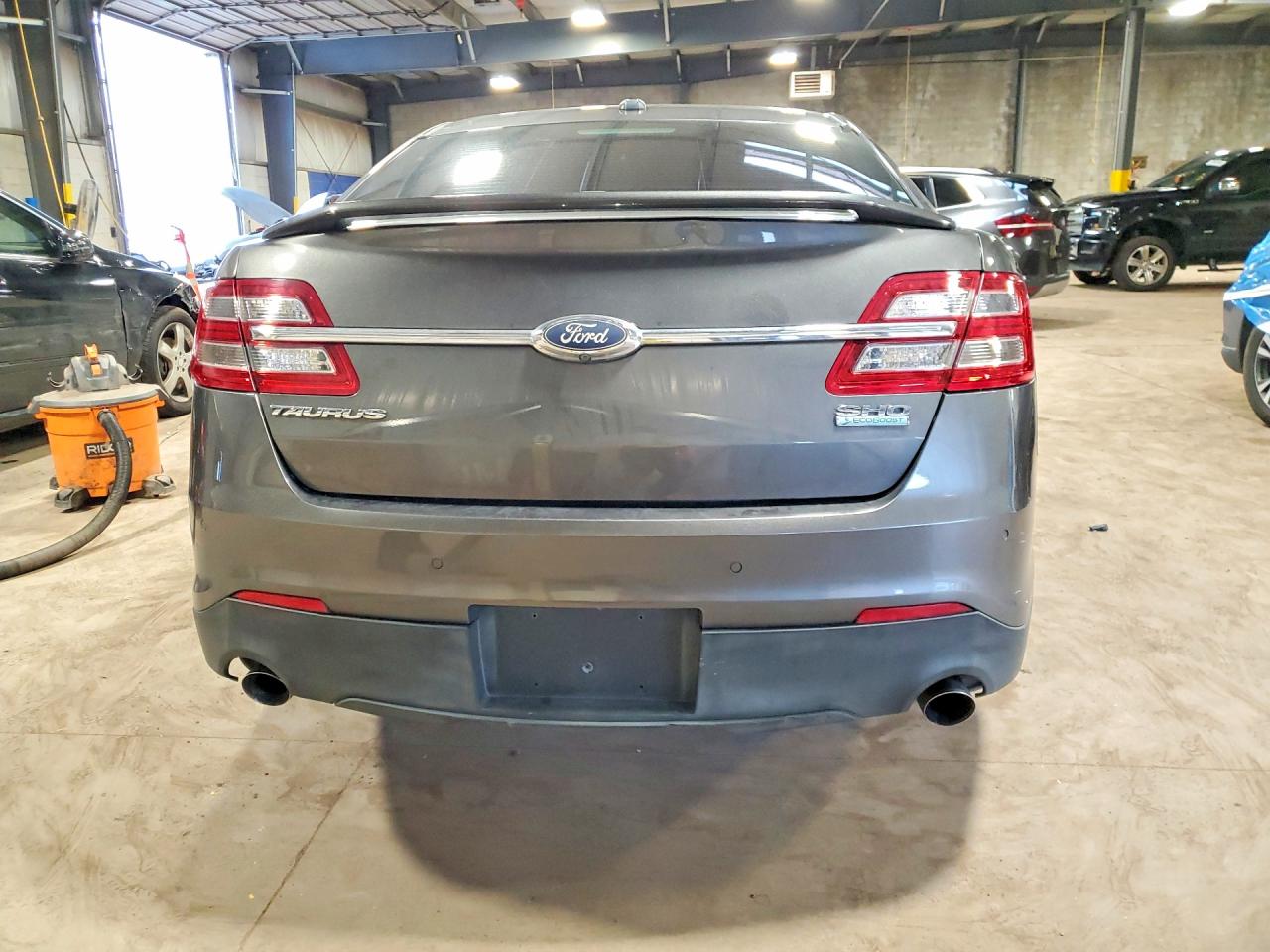 2017 FORD TAURUS