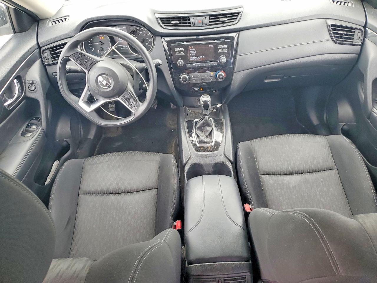 2017 NISSAN ROGUE