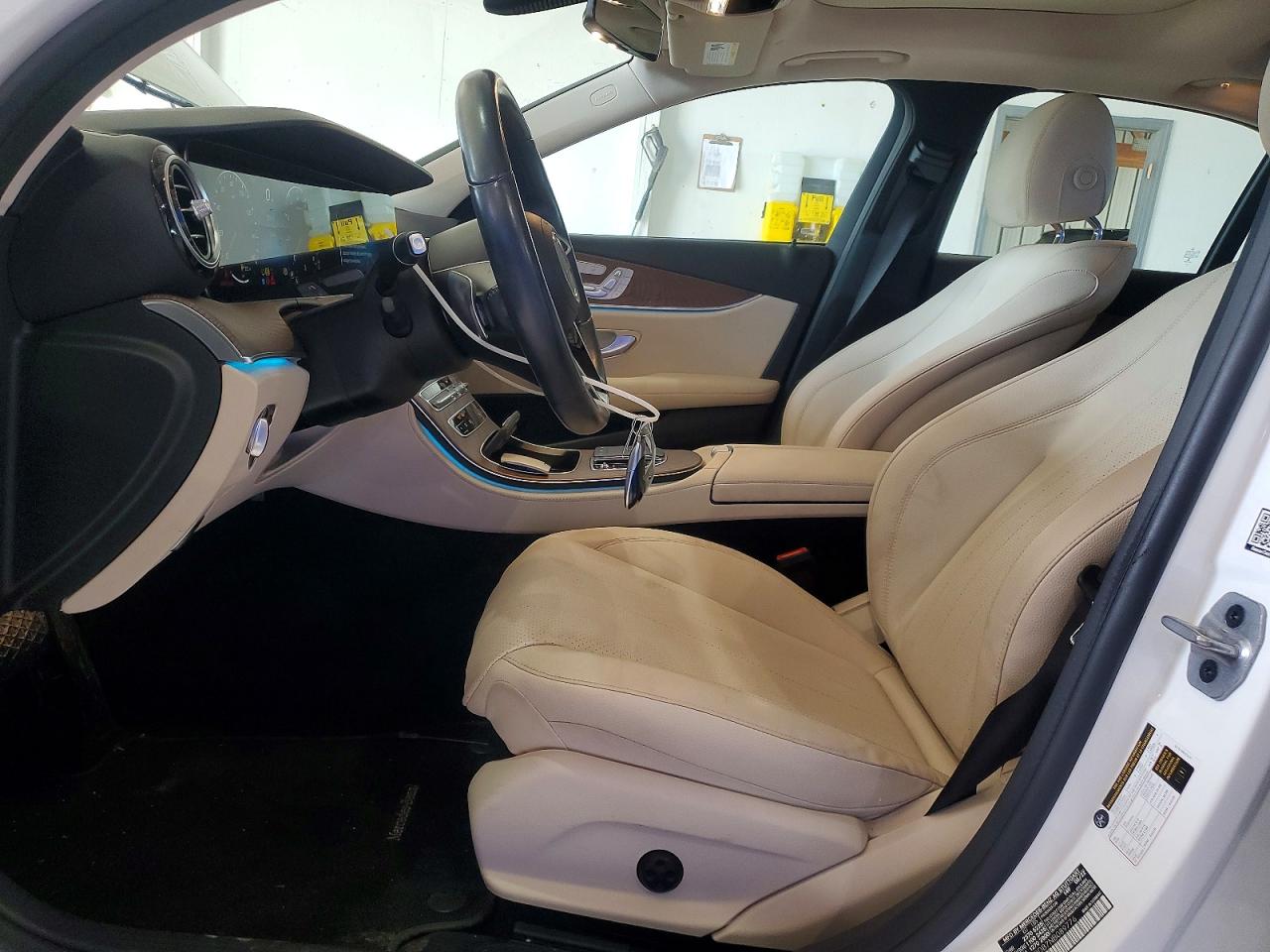 2022 MERCEDES-BENZ E-CLASS