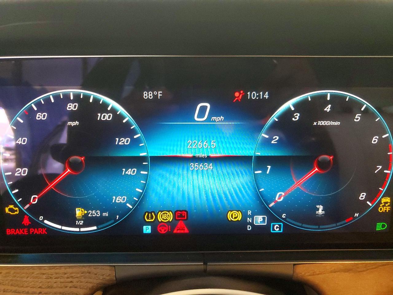 2022 MERCEDES-BENZ E-CLASS