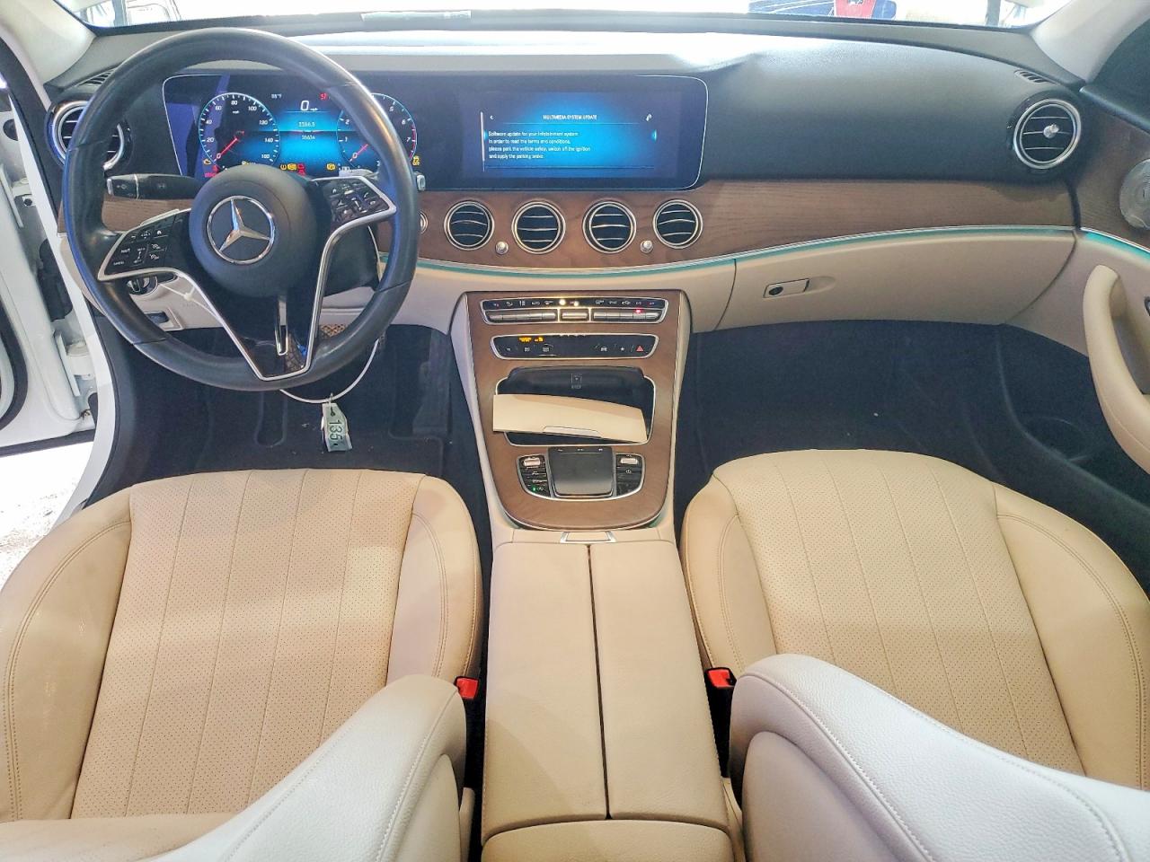 2022 MERCEDES-BENZ E-CLASS