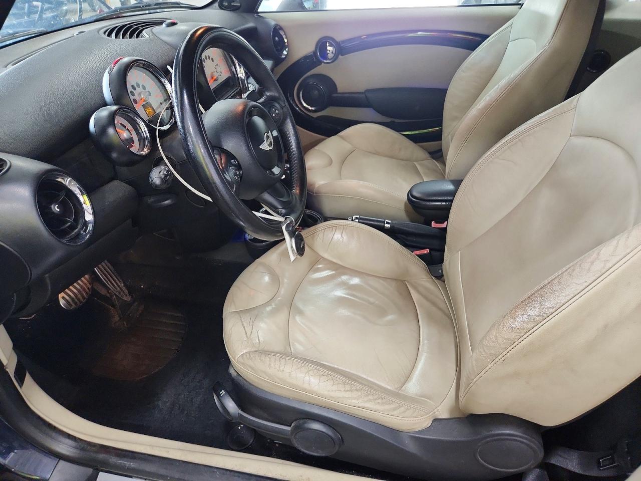 2013 MINI COOPER