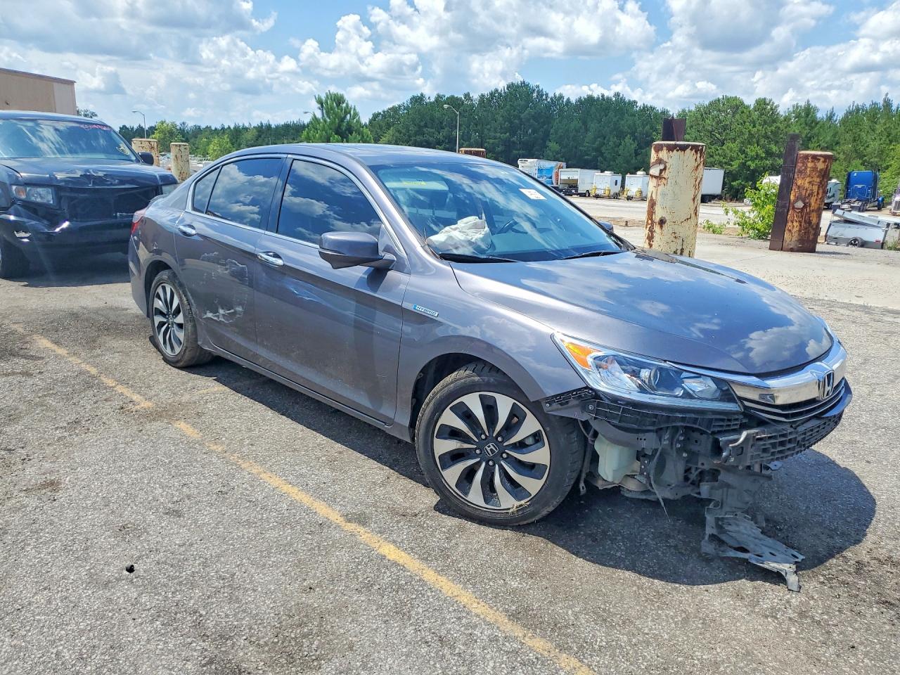 2017 HONDA ACCORD