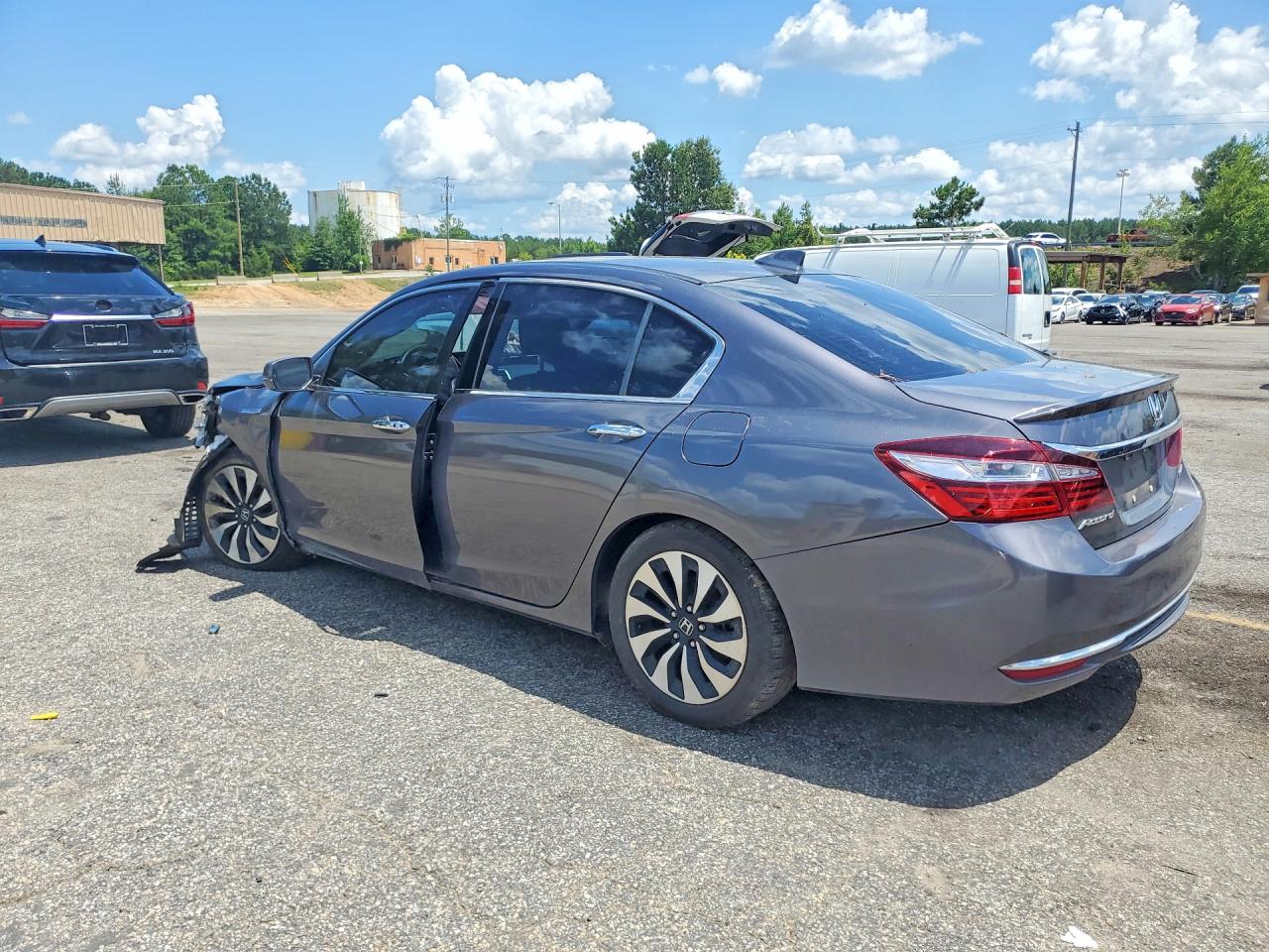 2017 HONDA ACCORD