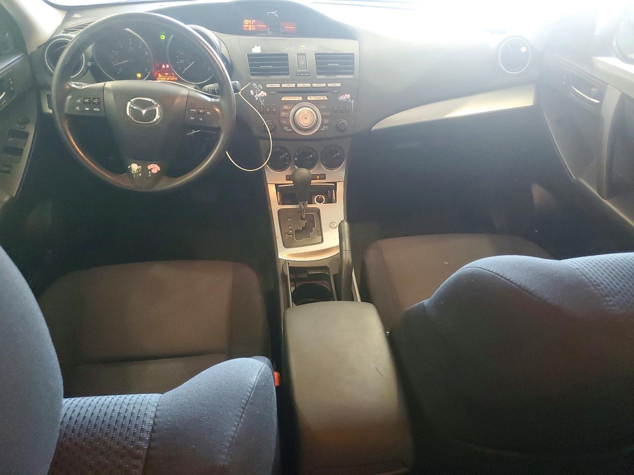 2010 MAZDA 3