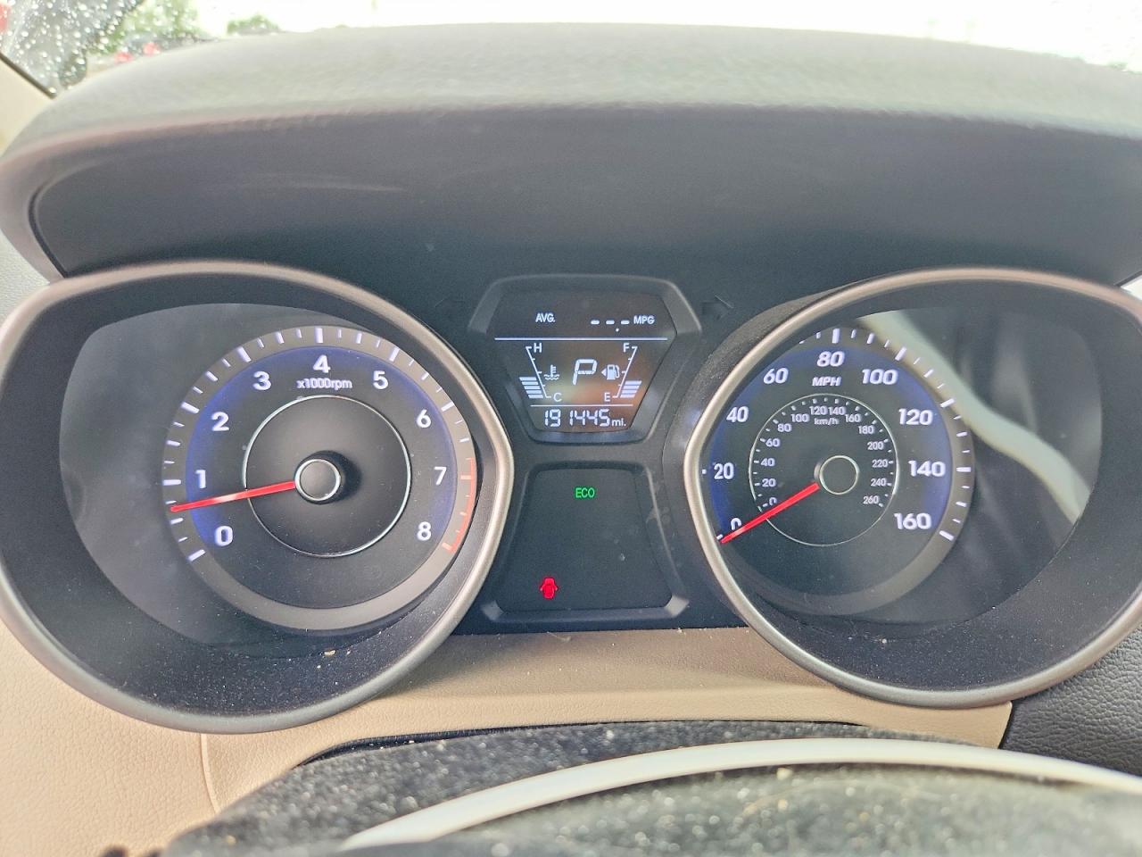 2016 HYUNDAI ELANTRA