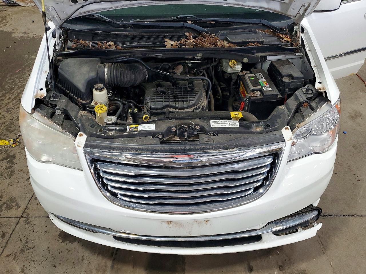 2014 CHRYSLER MINIVAN