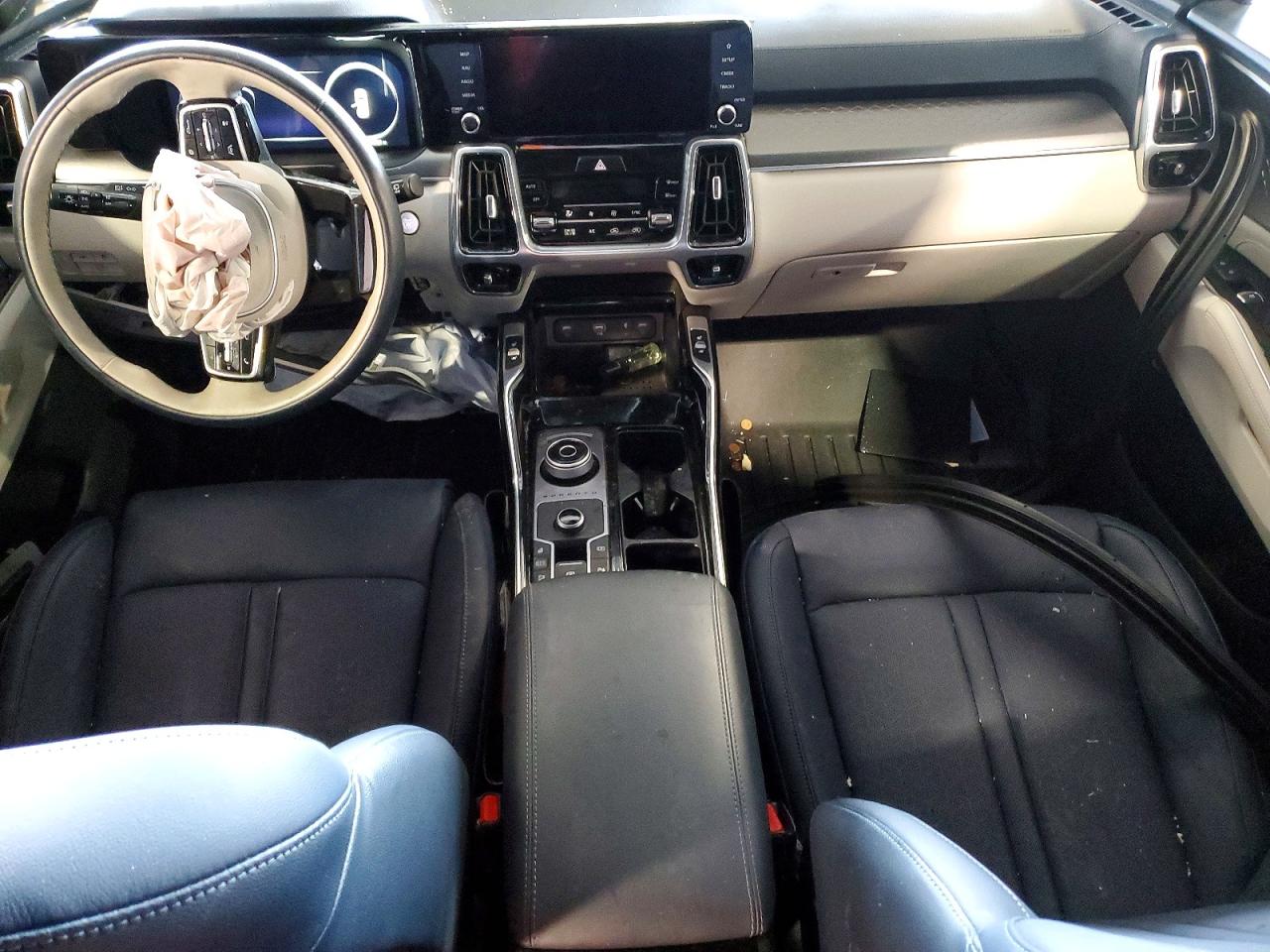2023 KIA SORENTO