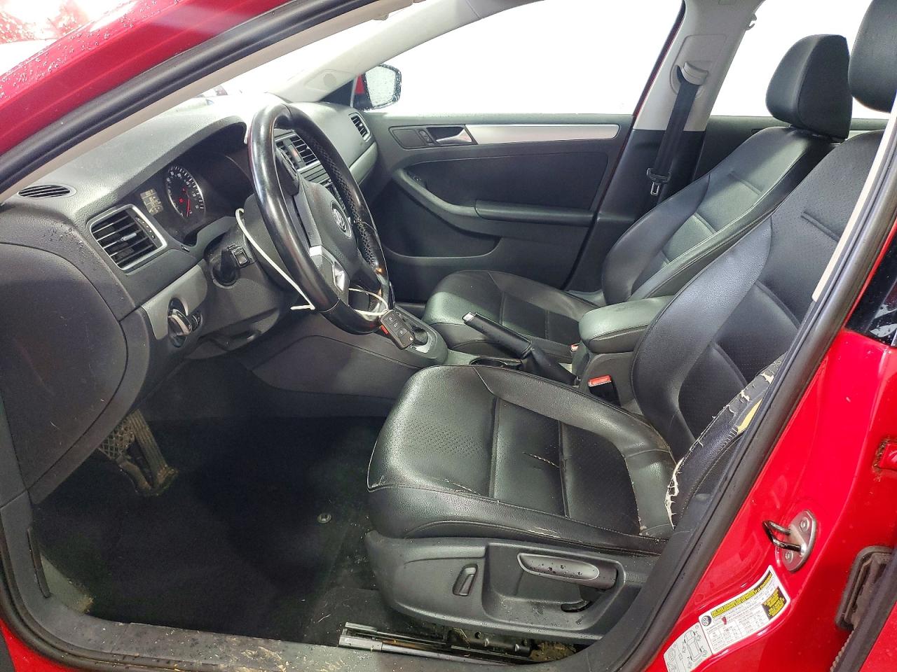 2013 VOLKSWAGEN JETTA