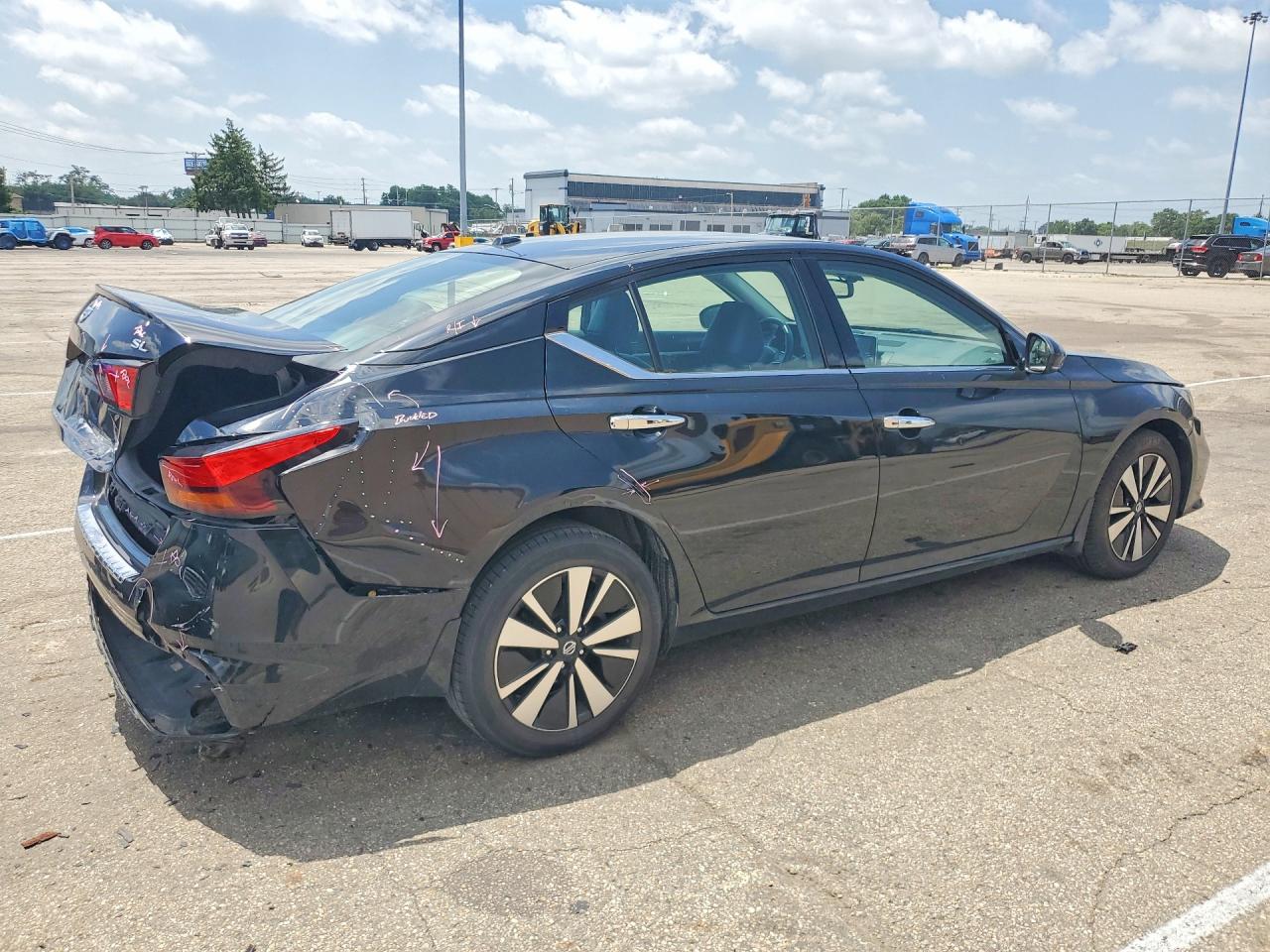 2019 NISSAN ALTIMA