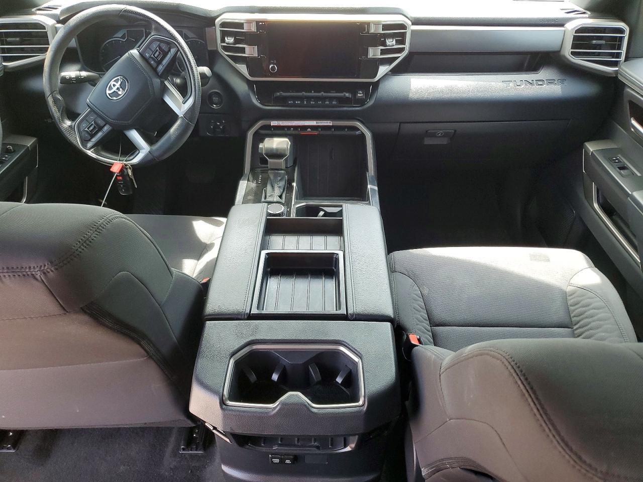2025 TOYOTA TUNDRA