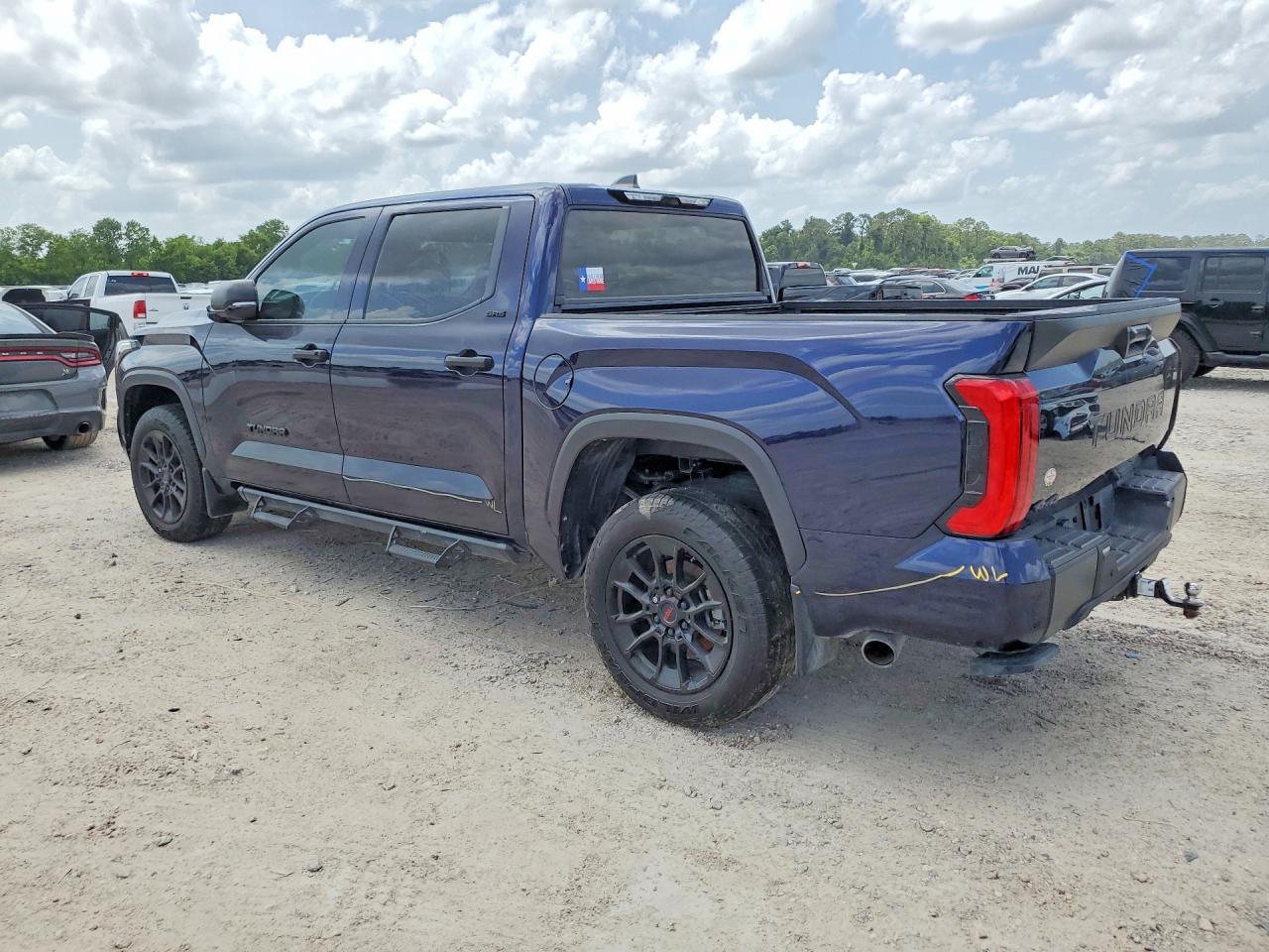 2025 TOYOTA TUNDRA