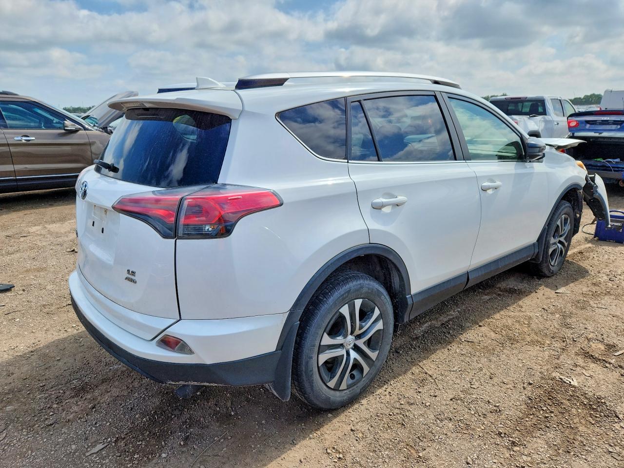 2016 TOYOTA RAV4