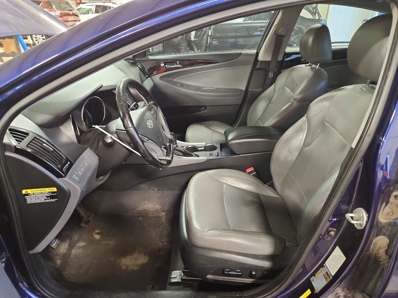 2014 HYUNDAI SONATA