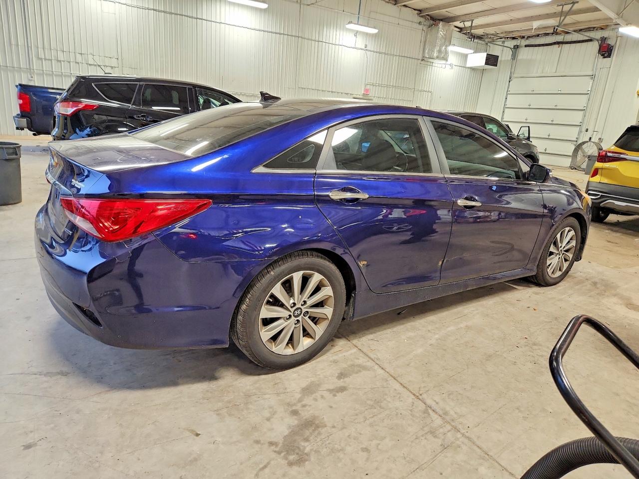2014 HYUNDAI SONATA