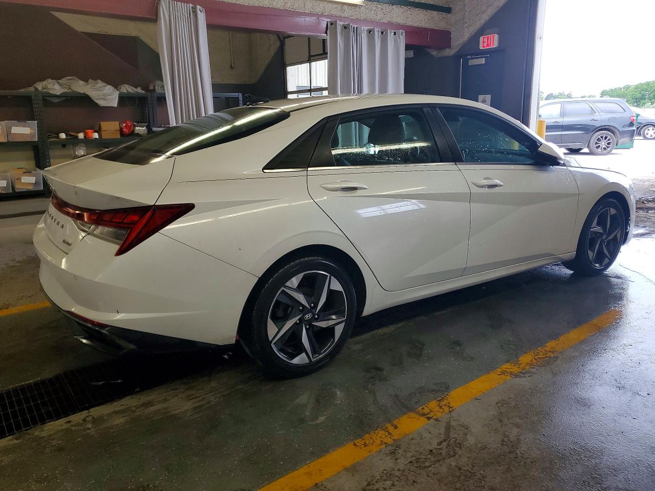 2021 HYUNDAI ELANTRA