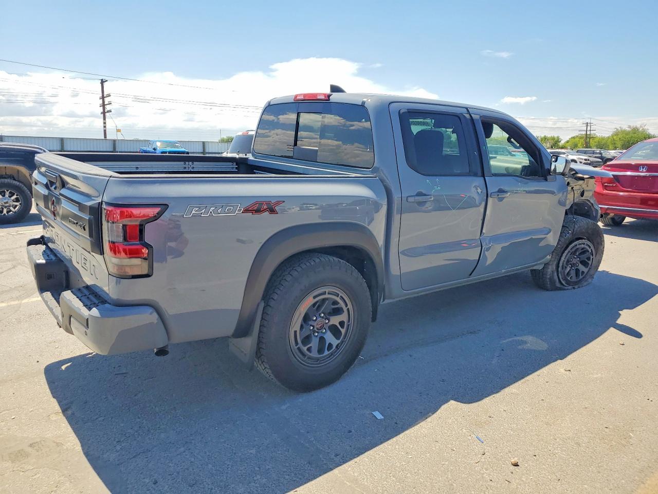 2026 NISSAN FRONTIER