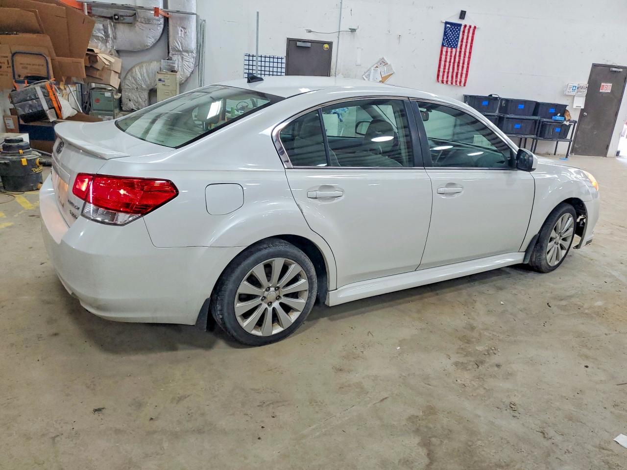 2011 SUBARU LEGACY