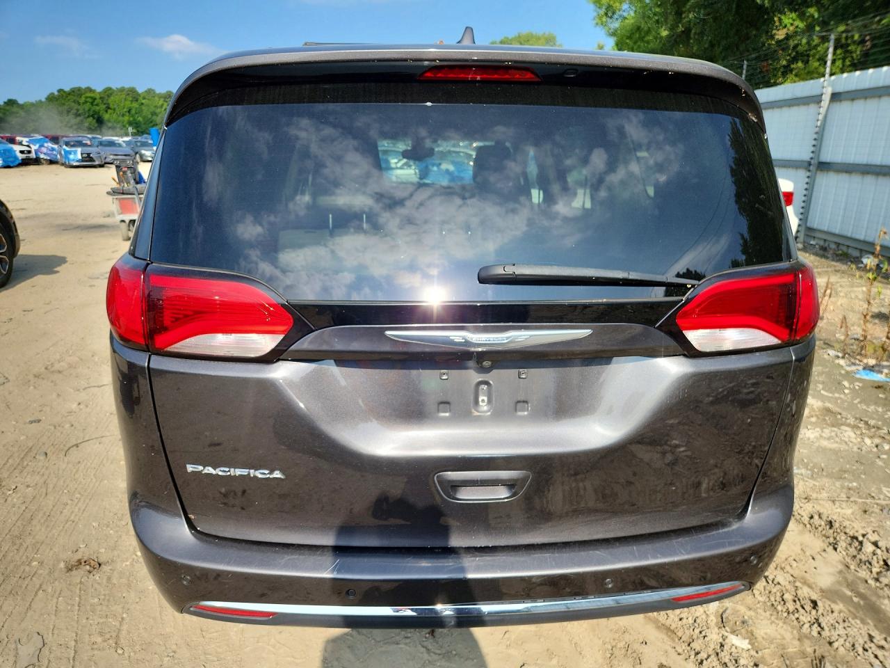 2017 CHRYSLER PACIFICA